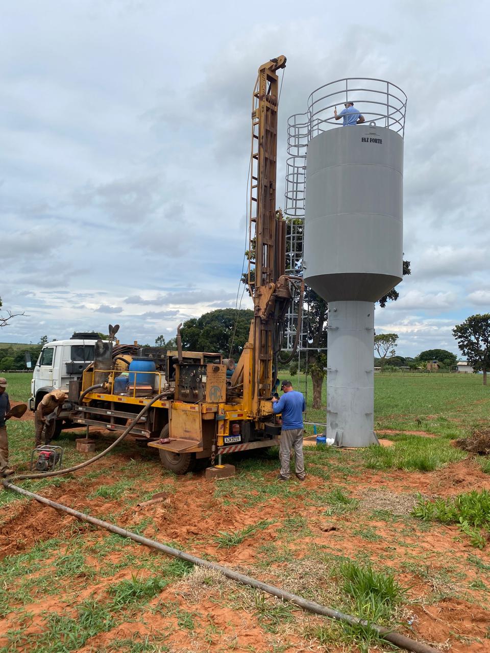 Instalação de bombas submersas